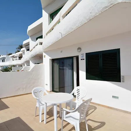 Siroco Puerto Del Carmen Central Location Apartment